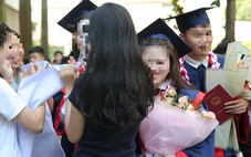 Sinh viên nói nhận ‘thiếu’ tiền hỗ trợ, trường nói làm đúng quy định