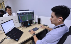 Tiền chờ mua chứng khoán tăng vọt, margin 'căng', cần lưu ý gì?