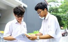 Điểm chuẩn vào lớp 10 ở Hà Nội: Căng như dây đàn