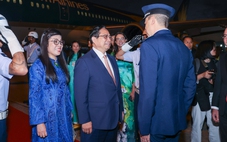 Thủ tướng tới Rio de Janeiro, bắt đầu dự Hội nghị BRICS mở rộng và làm việc tại Brazil