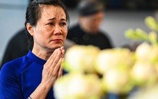 Người dân về thôn Lại Đà, rơi lệ tưởng nhớ cố Tổng Bí thư Nguyễn Phú Trọng