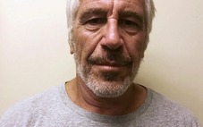 DOJ và FBI bác tin tỉ phú ấu dâm Jeffrey Epstein bị giết do giữ 'danh sách khách hàng'