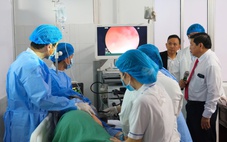 Lần đầu triển khai nội soi siêu âm, phát triển nội soi tiêu hóa ở miền Tây