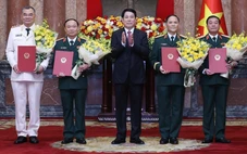 Trợ lý Tổng Bí thư và 3 sĩ quan quân đội được thăng hàm Thượng tướng