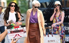 Ức chế vì The Devil Wears Prada 2 bị paparazzi đeo bám, 'spoil' quá đà nội dung phim