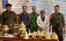 Hai người trộm đồ thờ tự bị bắt giữ