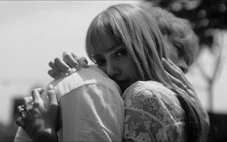 Lisa BlackPink kể chuyện tình day dứt với Sakaguchi Kentaro qua phim ngắn Dream