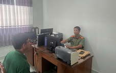 Làm việc người đàn ông đăng thông tin sai sự thật về chính quyền hai cấp