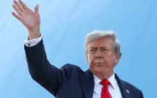 Ông Trump khởi hành tới Alaska, chuẩn bị cho thượng đỉnh với ông Putin