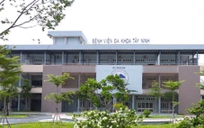 Kiểm tra sự việc bé trai tử vong khi đang chuyển viện lên tuyến trên