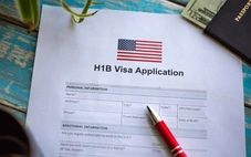 Đâu là thông tin chính xác về những thay đổi trong hệ thống cấp visa H-1B ở Mỹ?