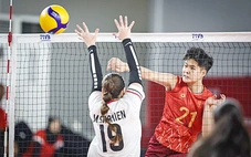 Bóng chuyền Việt Nam: 'Trong cái khó ló cái khôn'