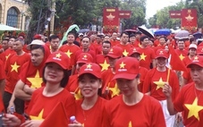 Triệu người đi bộ trên toàn quốc 'Cùng Việt Nam tiến bước'