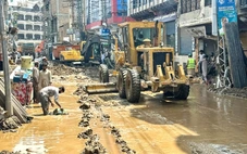 Thời tiết lạ thường ở Nam Á, hàng trăm người chết