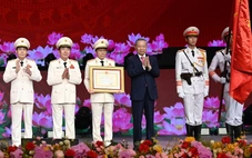 Lực lượng Công an nhân dân đón nhận Huân chương Sao vàng lần thứ 5