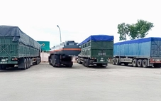 Phạt nặng xe đầu kéo chở cát quá tải gần 300%