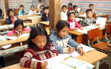Trường lớp năm học mới: Đẩy mạnh xã hội hóa, ưu tiên trụ sở dôi dư