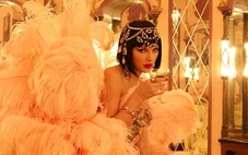 Đĩa than The life of a showgirl của Taylor Swift 'cháy hàng' chớp nhoáng