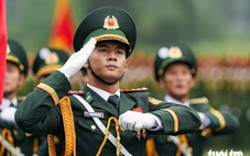 Chủ tịch Hà Nội: Ưu tiên vị trí hàng đầu cho cựu chiến binh, phụ nữ, trẻ em xem lễ diễu binh