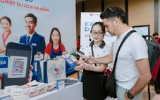 Thanh toán số - 'chìa khóa' níu chân khách quốc tế