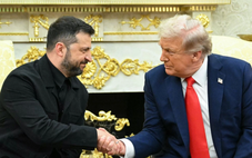 Ông Zelensky tặng ông Trump gậy đánh golf của cựu thương binh Ukraine