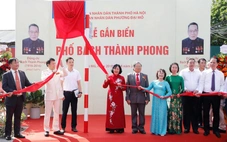 Bộ trưởng Bộ Công an và bí thư Hà Nội gắn biển 2 tên phố ở Hà Nội