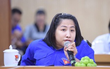 Nằm liệt giường vẫn livetream bán hàng online