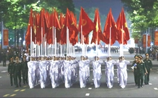 Hàng chục ngàn người tổng hợp luyện diễu binh, diễu hành tại quảng trường Ba Đình