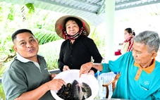 Về vùng cá đồng U Minh Thượng nghe dân kể chuyện ăn nên làm ra nhờ nuôi cá đồng