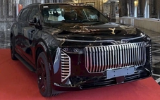 Rò rỉ hình ảnh VinFast Lạc Hồng 900 LX: Limousine điện 4 chỗ dựa trên VF 9, số lượng giới hạn