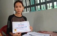Đến ngày đóng học phí hai bà cháu khóc ròng, Tuổi Trẻ tiếp sức ngay