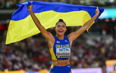 Á quân điền kinh thế giới trở thành người mẫu sau bê bối doping