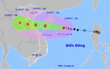 Bão số 5 tiếp tục mạnh lên đầu cấp 11, vào gần bờ sẽ đạt cường độ mạnh nhất