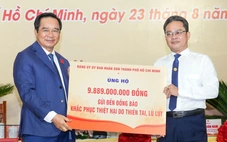 Đại biểu Đảng bộ UBND TP.HCM quyên góp gần 10 tỉ đồng ủng hộ đồng bào bị bão lũ