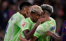 Yamal lại tỏa sáng giúp Barca lội ngược dòng ngoạn mục