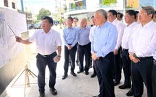 Phó thủ tướng Nguyễn Hòa Bình kiểm tra 2 dự án có sai phạm, tồn đọng tại Nha Trang