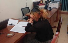 Công an ập vào quán karaoke giải cứu 2 thiếu nữ bị quản thúc, đòi tiền chuộc