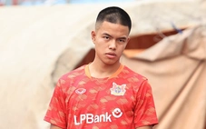 HLV Kim Sang Sik 'nhắm' cầu thủ Việt kiều Trần Thành Trung