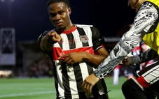 Sốc với giá trị đội hình của Grimsby Town - đội bóng đánh bại Man United