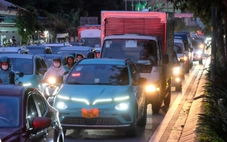 Ùn tắc trên đường Bạch Đằng và khu vực sân bay Tân Sơn Nhất