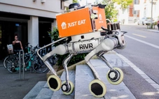 Robot giao hàng - Lời giải cho thiếu hụt nhân lực logistics