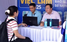 TP.HCM: 37% bác sĩ chọn về tuyến y tế cơ sở sau ngày hội việc làm