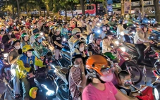 Phân luồng từ xa, túc trực ở dốc cầu Bình Triệu 1 để giảm ùn ứ