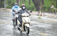 Thời tiết hôm nay 30-8: Áp thấp thành bão khi gần bờ, Bắc Bộ đến Đà Nẵng mưa rất to, Nam Bộ mưa to