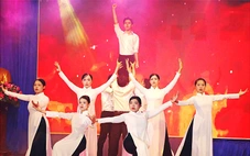 Bản hùng ca dưới cờ Tổ quốc vinh quang