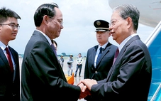 Ông Triệu Lạc Tế đến Hà Nội, bắt đầu thăm Việt Nam và dự kỷ niệm 2-9