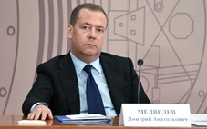 Tin tức thế giới 5-8: Ông Medvedev lại cảnh báo hạt nhân; Thái Lan tố drone Campuchia bay vượt biên