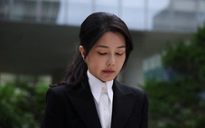 Cựu đệ nhất phu nhân Hàn Quốc xin lỗi vì bê bối