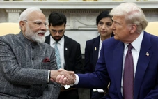 Ông Trump áp thêm 25% thuế với hàng hóa Ấn Độ do mua dầu của Nga
