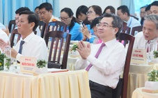 Thành ủy TP.HCM yêu cầu không tổ chức văn nghệ chào mừng đại hội đảng các cấp